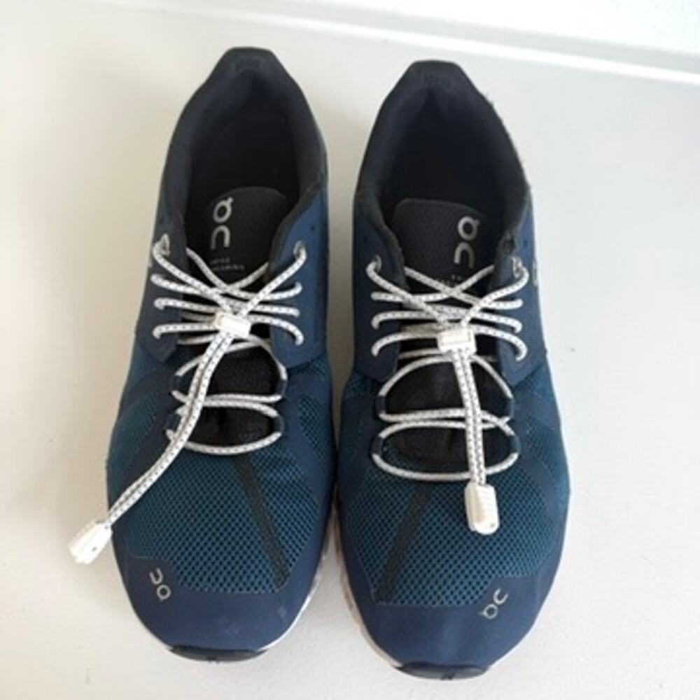 ON Cloud Running Shoes Navy White Men's Size 10 Lightweight Athletic Sneakers - Picture 9 of 9